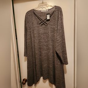 NWT black/gray tunic from non-smoking home